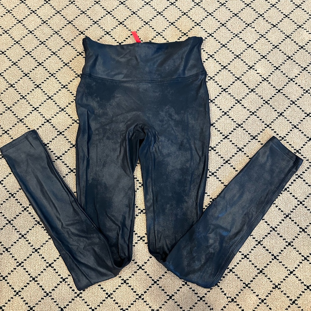 SPANX Faux Leather leggings size XS
